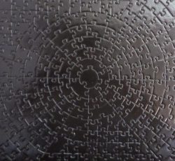 تابلو پازل چیده شده 736 تکه رمزی رونزبرگر