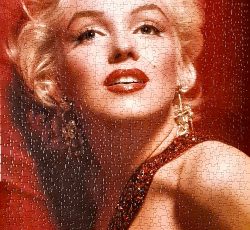 تابلو پازل چیده شده 1000 تکه پرتره قرمز مرلین مونرو اثر سم شاو