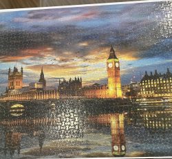 پازل چیده شده 2 هزارتایی