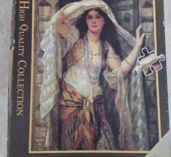 پازل زن شرقی 700 تکه